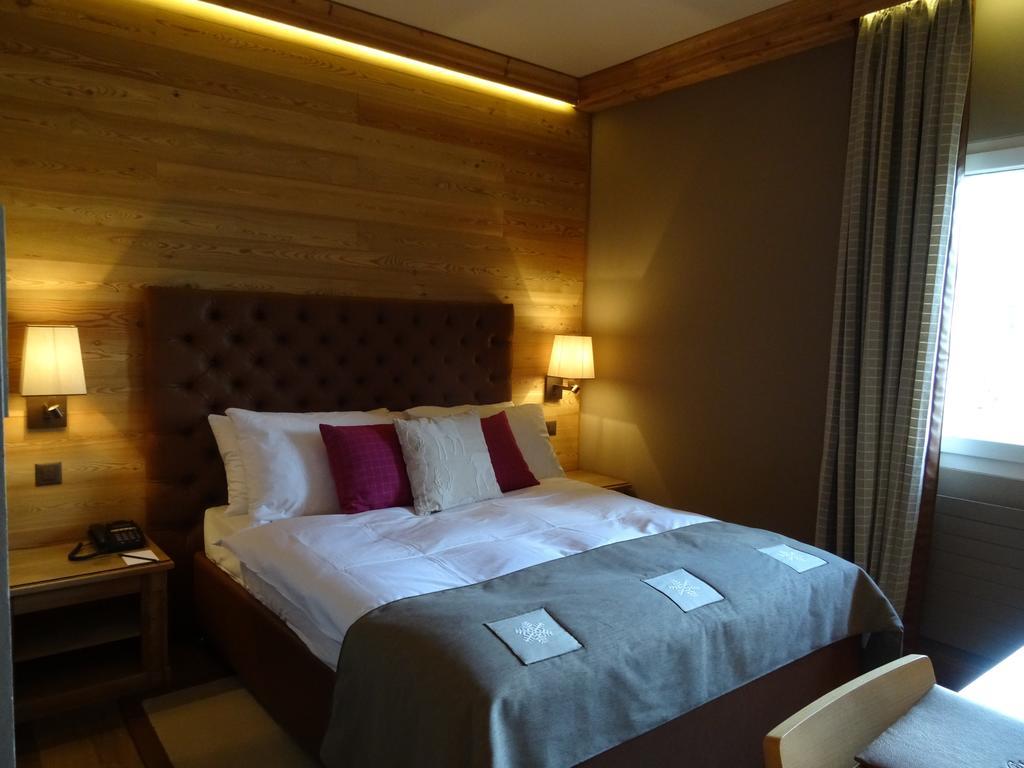 Hotel Royal Crans-Montana Quarto foto